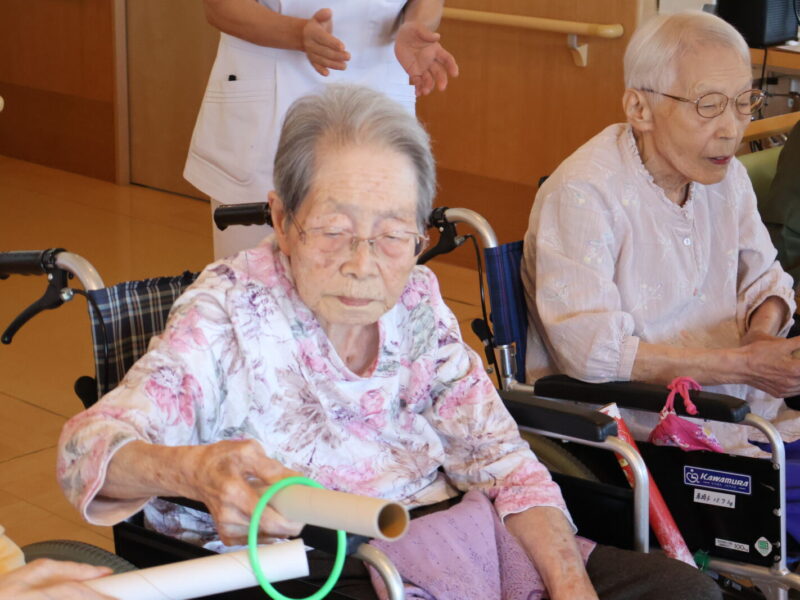IMG 1950 800x600 - 運動レクで体を動かしましょう！！