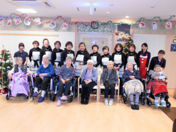 ♪クリスマス会 ふれあいミニコンサート DSCN0267 600x450 - ♪クリスマス会 ふれあいミニコンサート