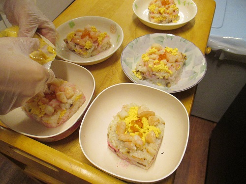 0303 04 - ひなまつりの昼食です。