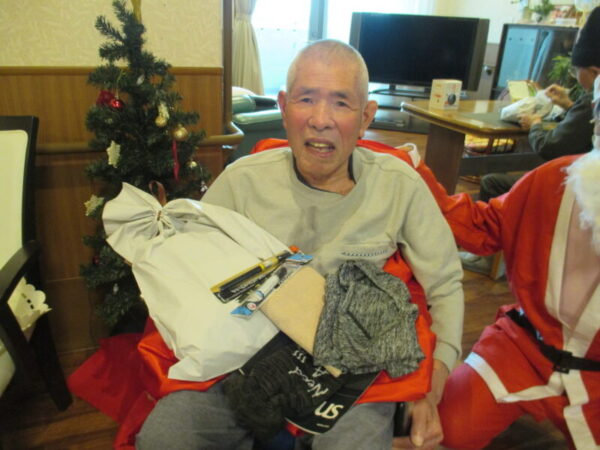 Merry Christmas🎁 IMG 0017 600x450 - Merry Christmas🎁