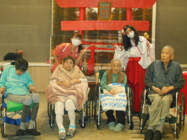 新年祝賀会 大正琴編 DSCN3144 600x450 - 新年祝賀会 大正琴編