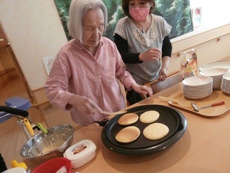 P3160785 - 誕生日会🌹・ホットケーキ作り🥄