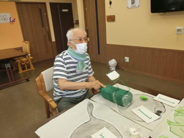 CIMG7010 600x450 - 【レクリエーション】カエル飛ばしゲーム