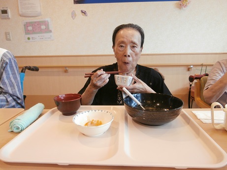 P8130036 - どんぶりの日🙌