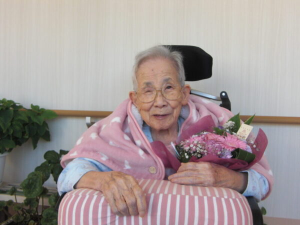 975dd4e9e5afc53382cf8a234657690f 600x450 - お誕生日お祝い・・農人町編