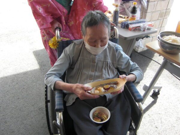 CIMG2747 600x450 - 秋祭り・・屋台・昼食編