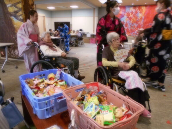 秋祭り・・・お菓子のつかみ取り編 DSCN4830 600x450 - 秋祭り・・・お菓子のつかみ取り編