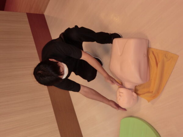 CIMG0961 600x450 - 救急法講習会