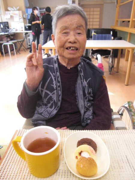 CIMG2974 450x600 - 合同忘年会・・・ユニット編