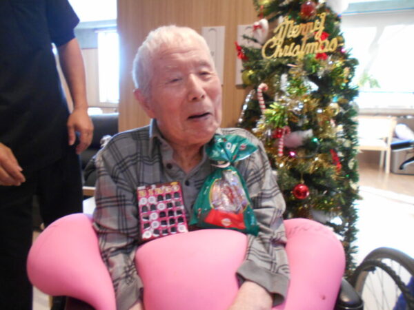DSCN5350 600x450 - お誕生日会＆クリスマス会🎄・・・多床室編