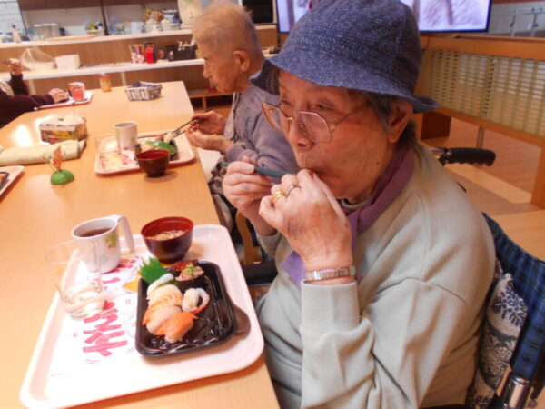 DSCN5415 600x450 - 忘年会🍣・・・多床室編