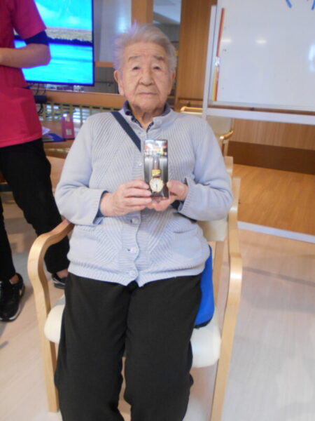 DSCN5630 450x600 - お誕生日会・・・多床室編