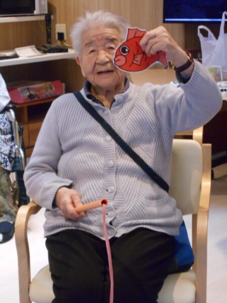 DSCN5675 450x600 - お誕生日会・・・多床室編