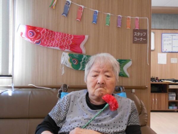 DSCN6401 600x450 - 母の日💐・・多床室編