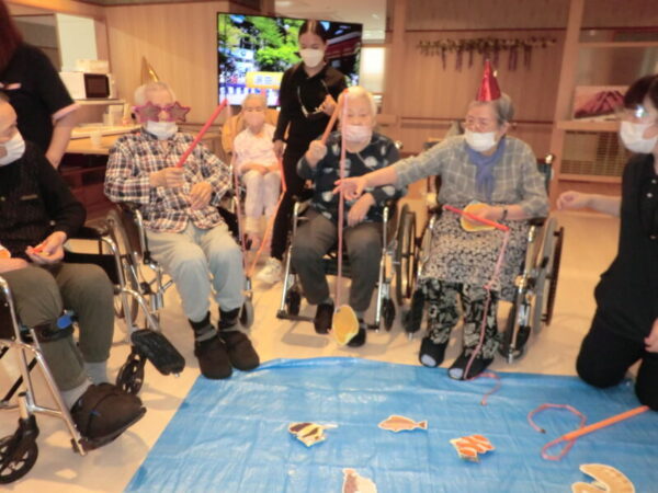 CIMG0178 600x450 - ５月お誕生日会・・多床室編