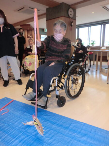 CIMG0197 450x600 - ５月お誕生日会・・多床室編