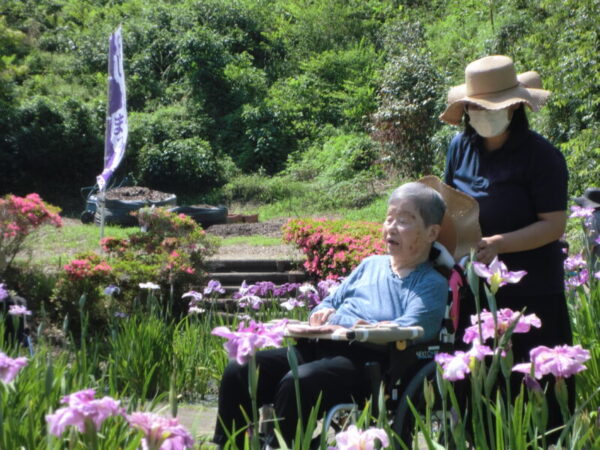 CIMG0231 600x450 - お花見ドライブ＆お散歩・・ユニット編