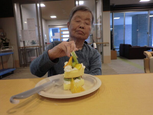 CIMG0484 600x450 - ケーキ作り🎂・・余暇活動編