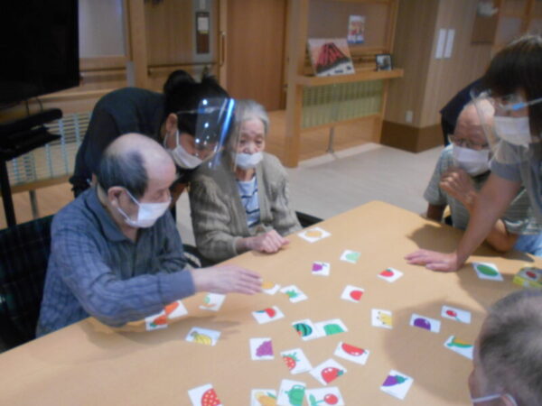 d5cc9d44ba900bca3cb0bc054c6e8d72 600x450 - 8月誕生日会・・多床室編