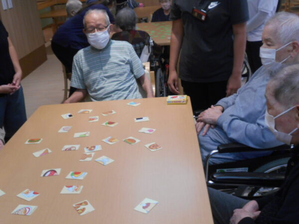 f4b597363c5c608e2c7c7f34bed40dc9 600x450 - 8月誕生日会・・多床室編