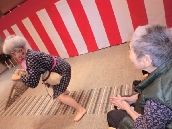 CIMG1152 600x450 - 敬老会・・多床室編パート①