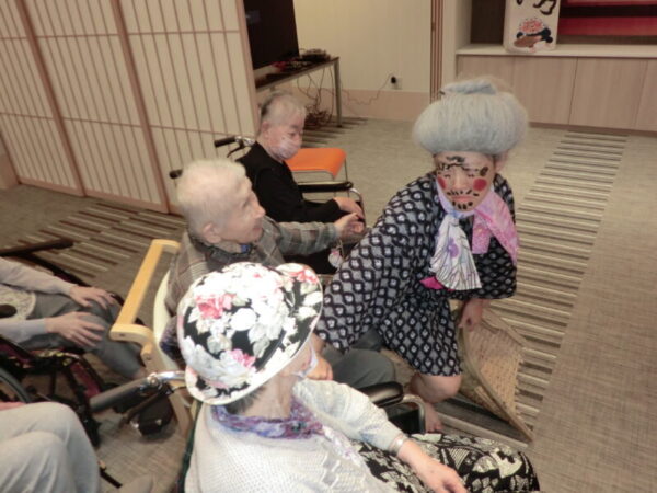 CIMG1155 600x450 - 敬老会・・多床室編パート①