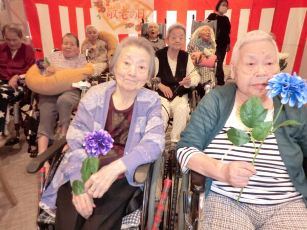 CIMG1174 600x450 - 敬老会・・多床室編パート①