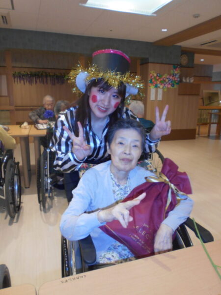 DSCN7115 450x600 - 敬老会・・多床室編パート②