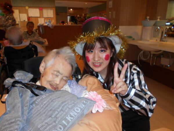 DSCN7117 600x450 - 敬老会・・多床室編パート②