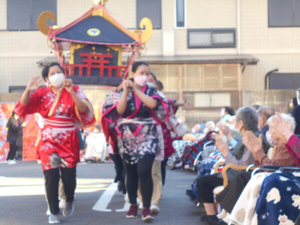 DSCN7563 600x450 - 天神祭り👹・・多床室編