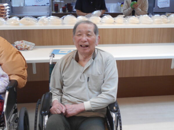 DSCN7717 600x450 - お誕生日会🍰・・多床室編