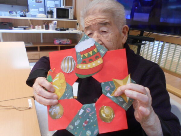 DSCN7791 600x450 - クリスマスリース作り・・多床室編
