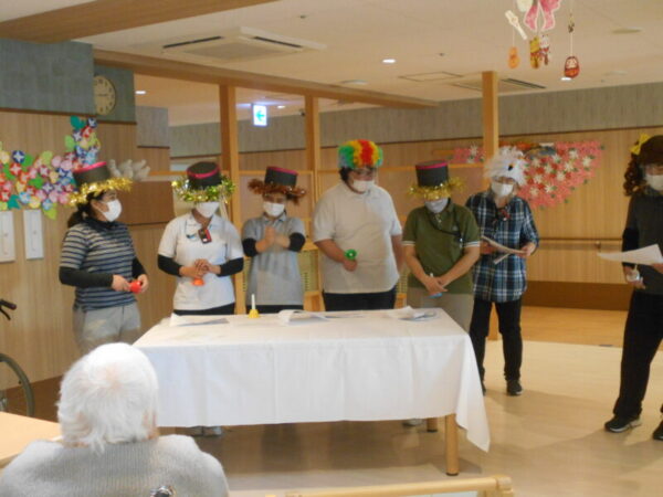 DSCN7913 600x450 - 忘年会・・多床室編【クリスマス＆お誕生日会】