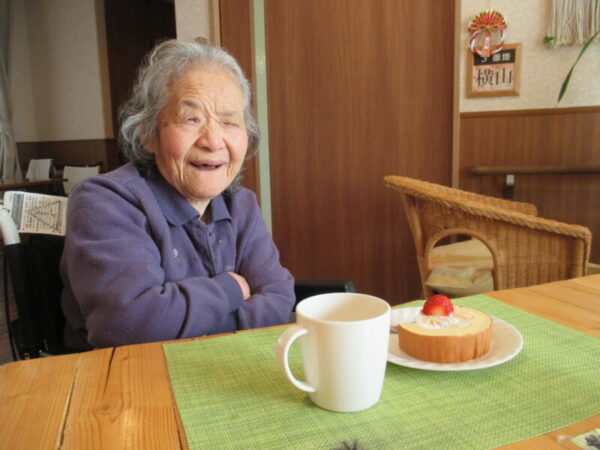 IMG 0030 600x450 - ★京口・塔世　お誕生日会★