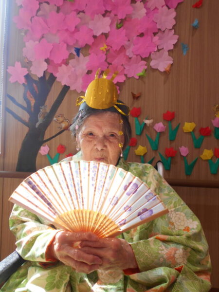 DSCN8236 450x600 - おひな祭り・・多床室パート①