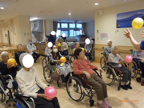 RIMG1220 - 集団リハビリ✊✋