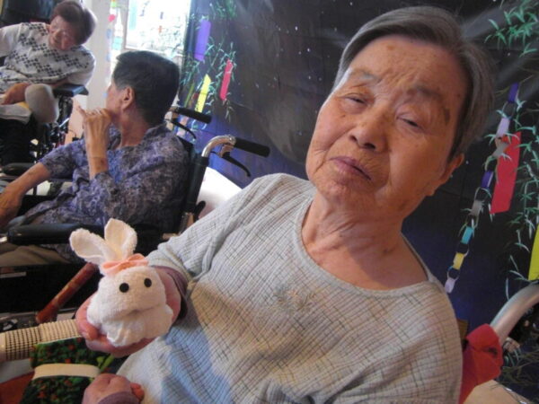 CIMG5395 600x450 - タオルで🐰うさぎ作り・・ユニット編