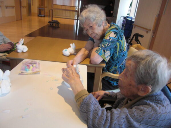 CIMG5399 600x450 - タオルで🐰うさぎ作り・・ユニット編