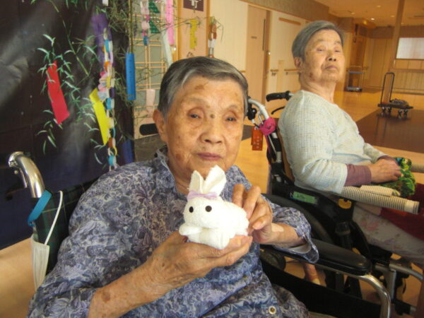 CIMG5402 600x450 - タオルで🐰うさぎ作り・・ユニット編