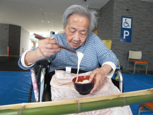 CIMG5473 1 600x450 - 流しそうめん・・農人町編