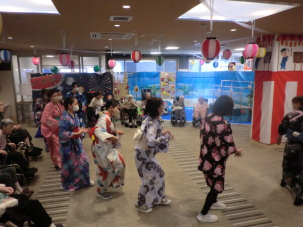 ユニット夏祭り・・盆踊り&ソーラン節編 CIMG3123 600x450 - ユニット夏祭り・・盆踊り&ソーラン節編
