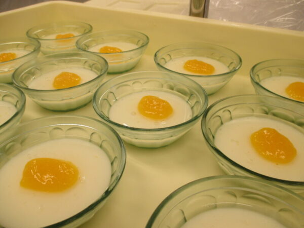 IMG 0011 600x450 - 栄養士実習生のおやつ作り🍮🍨✨