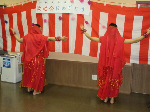 IMG 6136 600x450 - 【季節行事】敬老会1日目