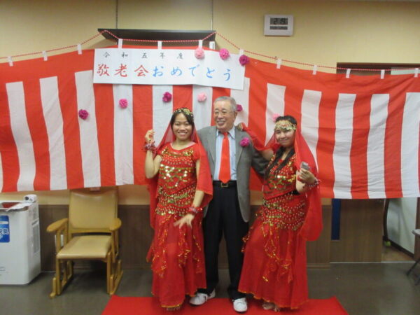 IMG 6151 600x450 - 【季節行事】敬老会1日目