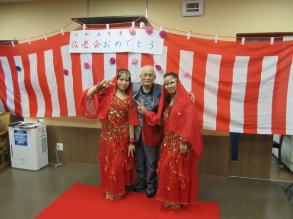 IMG 6154 600x450 - 【季節行事】敬老会1日目