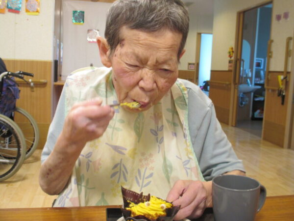 IMG 0051 600x450 - ユニット行事　誕生日会とおやつのバイキング🎃✨✨