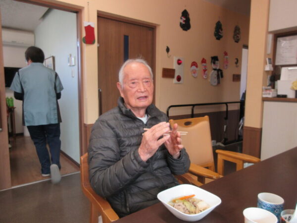 IMG 8502 600x450 - 【季節行事】クリスマス会＆忘年会②