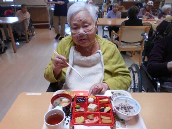 DSCN0528 600x450 - 新年２０２４年おせち🎍多床室