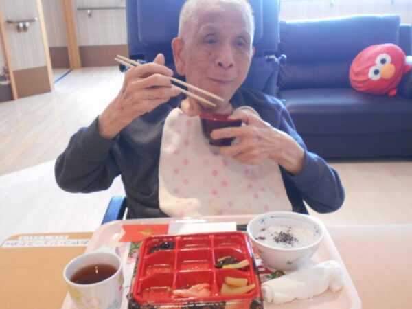 DSCN0537 600x450 - 新年２０２４年おせち🎍多床室