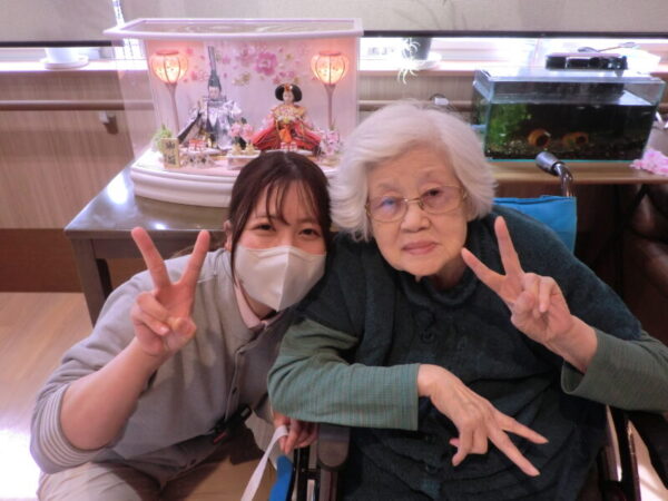 CIMG3989 600x450 - 🌸ひな人形紹介🌸/外気浴😊☀